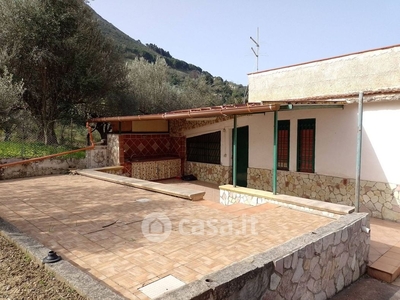 Villa in Vendita in Via Acqua Canale a Carini