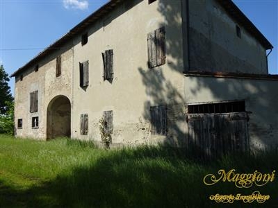 Rustico/Casale in Vendita a Gattatico