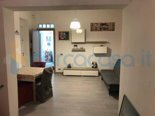 Appartamento Bilocale in vendita in Via Massimo D'azeglio 9/b, Palermo