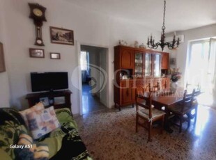Appartamento in Affitto ad Anzio - 2400 Euro