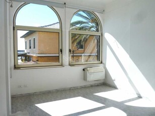 Appartamento in Affitto ad Sanremo - 1200 Euro