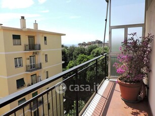 Appartamento in Vendita in Via Bartolomeo Carrea a Genova