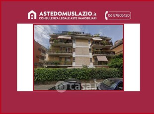 Appartamento in Vendita in Via Luigi Capuana 163 a Roma