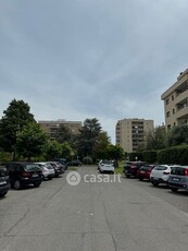 Appartamento in Vendita in Via Mar della Cina 142 a Roma