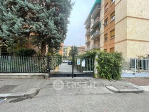Appartamento in Vendita in Via Nino Bixio Scota a Bologna