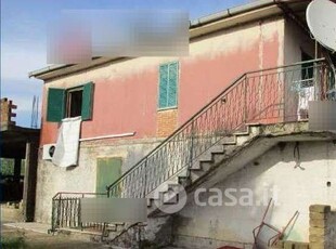 Appartamento in Vendita in Via Sant'Elpidio a Mare a Roma