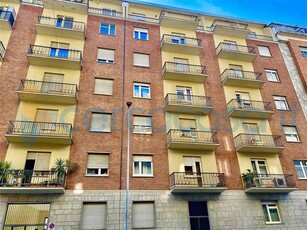 Appartamento Trilocale in ottime condizioni in vendita a Torino