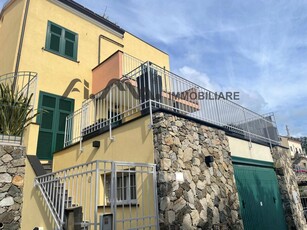 Casa indipendente con terrazzo a Albissola Marina