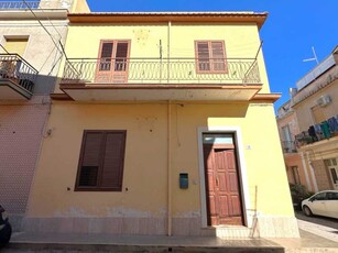 Casa Indipendente in Vendita ad Avola - 70000 Euro