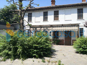 Casa singola da ristrutturare in vendita a Gambolo'