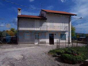 Casa singola in vendita in Via Fonte Paduli 94, Sant'eusanio Del Sangro