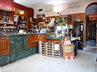 Locale commerciale in vendita a Torino