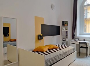 Posti letto in affitto in appartamento con 4 camere a Milano