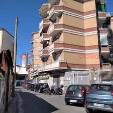 Quadrilocale in vendita a Napoli