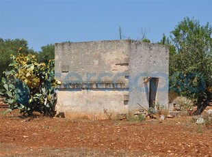 Rustico casale in vendita a San Vito Dei Normanni