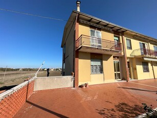 Vendita Casa semi indipendente, in zona TORRETTE, FANO