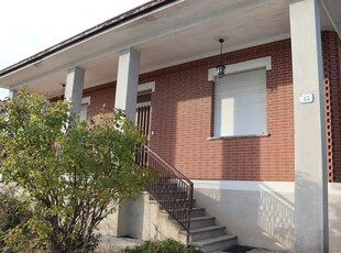 Vendita Villa, in zona MANZOTTI, CASTIGLIONE TINELLA