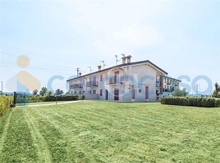 Villa di nuova costruzione, in vendita in Via San Zeno 160, Desenzano Del Garda