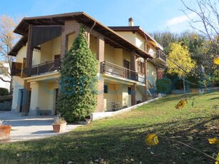 Villa in ottime condizioni in vendita a Ponte Dell'Olio