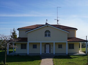 Villa in vendita a Citta' Sant'Angelo