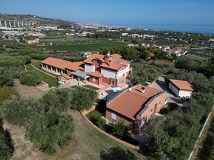 Villa in vendita a Giulianova