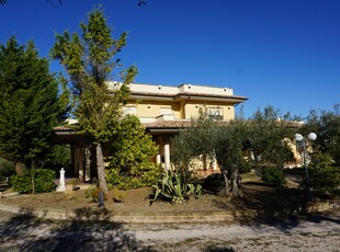 Villa in vendita a Pianella