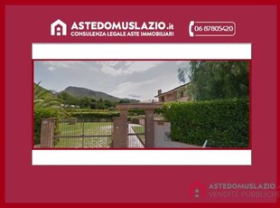 Villa in Vendita ad Sperlonga - 410250 Euro
