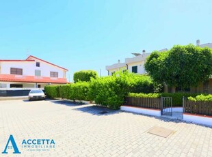 Villa in Vendita ad Taranto - 219000 Euro