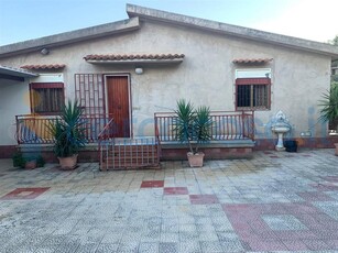 Villa in vendita in Via Strada Comunale Raganella 32, Sciacca