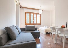 Appartamento con 4 camere da letto in affitto a Novoli, Firenze