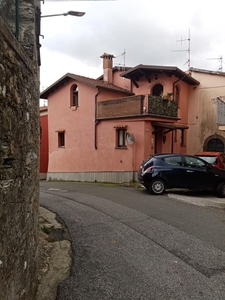 Casa indipendente con terrazzo, Fivizzano ceserano