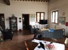 Villa in vendita a Monteroni d'Arbia via r. Grieco,