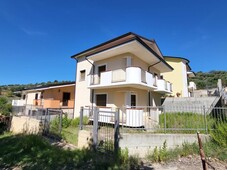 Villa in Via Benedetto Croce N.218 a Montalto Uffugo
