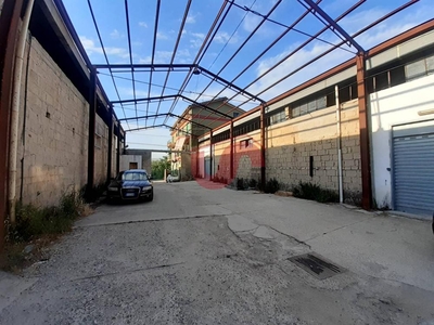 capannone industriale in vendita a Benevento