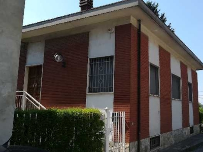 casa in vendita a Casteggio