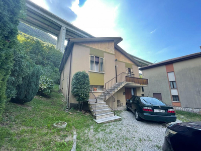 casa in vendita a Vittorio Veneto