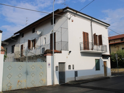 Casa semi indipendente in vendita a Trino Vercelli