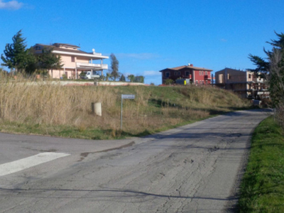 terreno residenziale in vendita a Atri