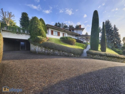 villa in vendita a Oggiono