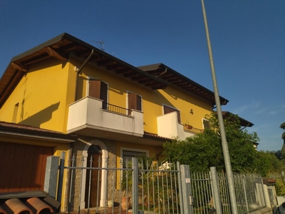 villa indipendente in vendita a Martignana di Po