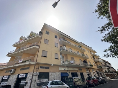 Appartamento in Via Gramsci 5, Nepi, 1 bagno, 120 m², 1° piano