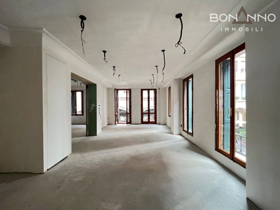Quadrilocale in Via Pescatori, Treviso, 2 bagni, 160 m², 1° piano