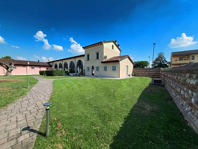 Vendita Villa a schiera, in zona CAPITELLO DI SOPRA, VIGASIO