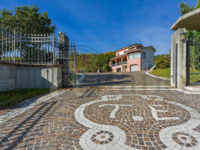 Villa nuova a Gallinaro - Villa ristrutturata Gallinaro