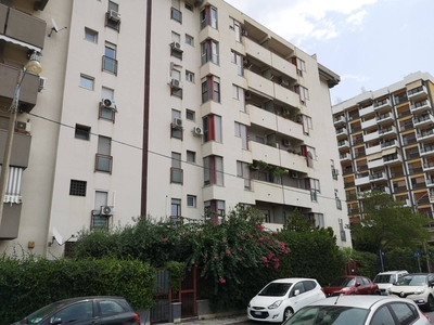 Appartamento in vendita a Palermo Strasburgo