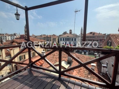 Appartamento in vendita a Venezia san Polo