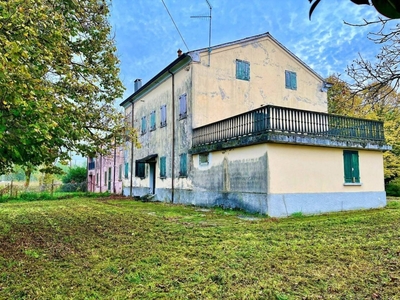 Colonica in in vendita da privato a Castelnovo Bariano via Spinea