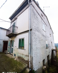 Vendita Casa singola, in zona SANTA GIUSTA, LANCIANO