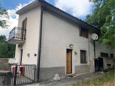 Casa indipendente in Via Fossato Bonomo snc, Sant'Eufemia a Maiella