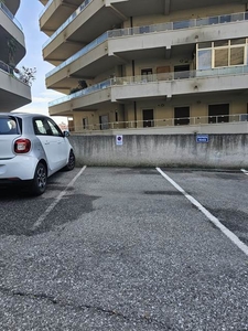 Garage / posto auto in affitto a Messina Boccetta / Cristo Re
